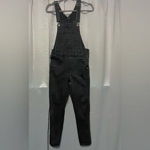Size 28 Levi slim overalls